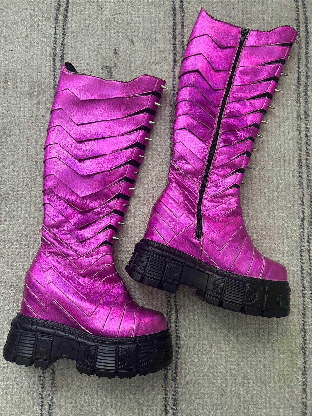 Metallic Holographic Fuchsia Knee-High Platform Boots - Bubba Fett!